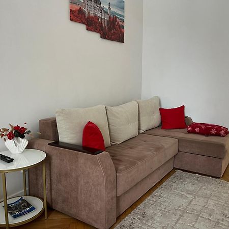 Siesta Apartment On Stefanyka Lviv Exterior foto
